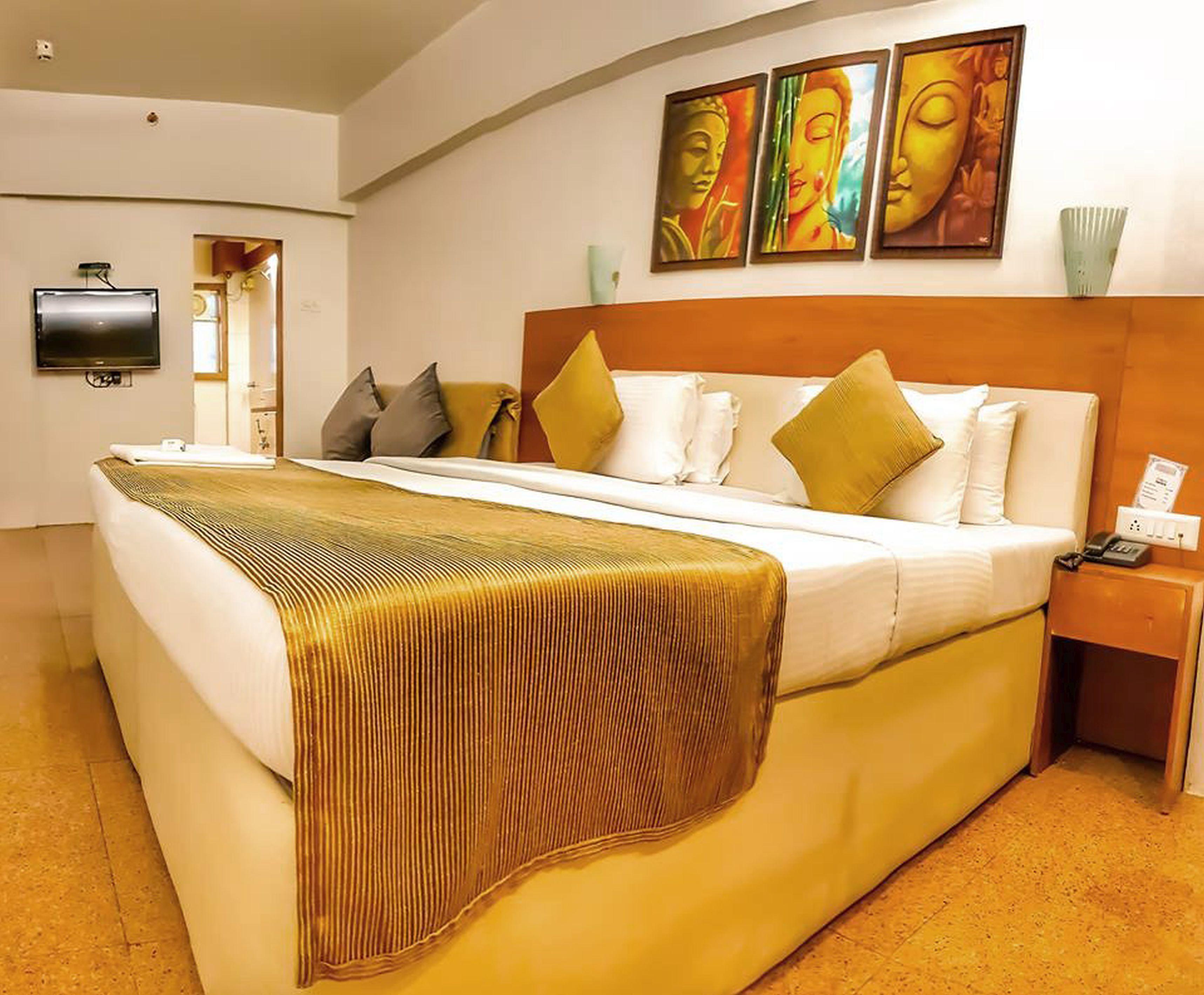 Hotel Samraj - Mumbai — Photos 1